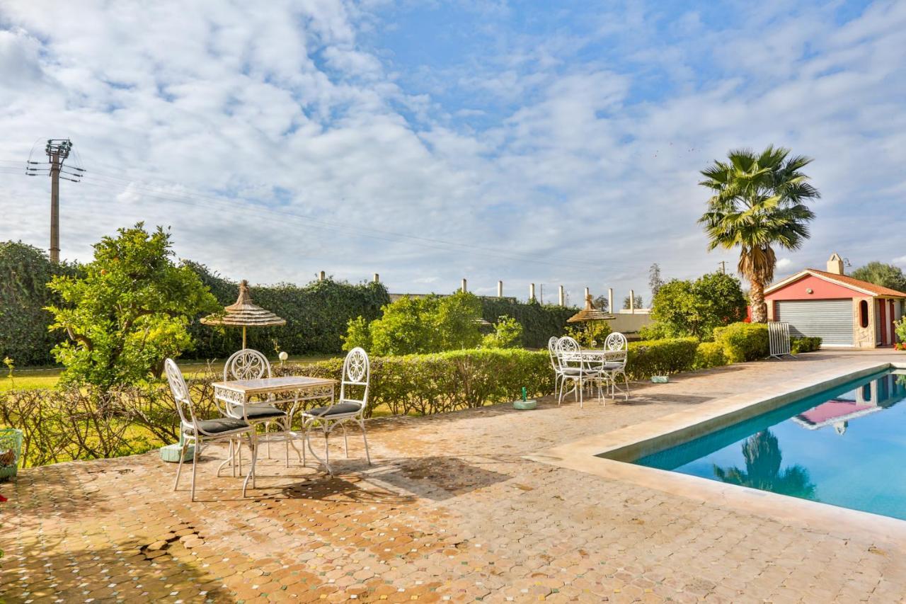 Complexe El Bassatine Hotell Béni Mellal Exteriör bild