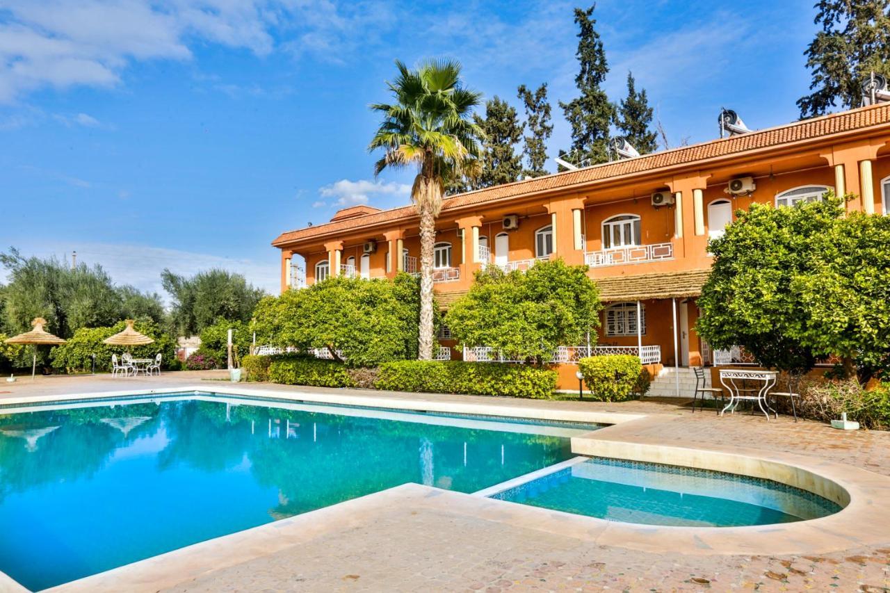Complexe El Bassatine Hotell Béni Mellal Exteriör bild